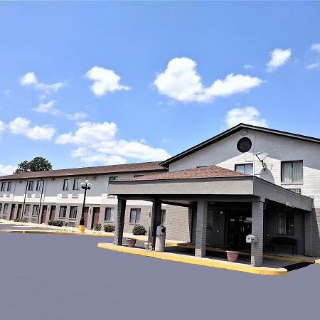 Americas Best Value Inn West Frankfort Buitenkant foto